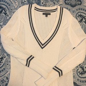 Banana Republic V neck long sweater